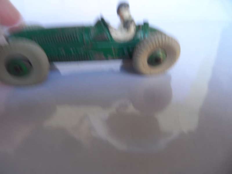 ORIGINAL VINTAGE DINKY TOYS 233  COOPER BRISTOL RACING CAR MODEL #6 GRN  [m22]