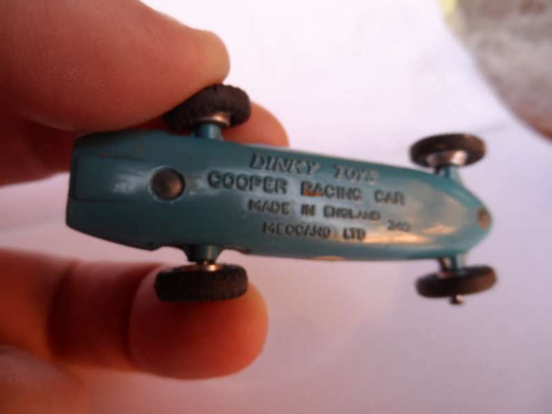 Vintage Dinky Toys #240 Cooper Race Car in Blue  [m22]