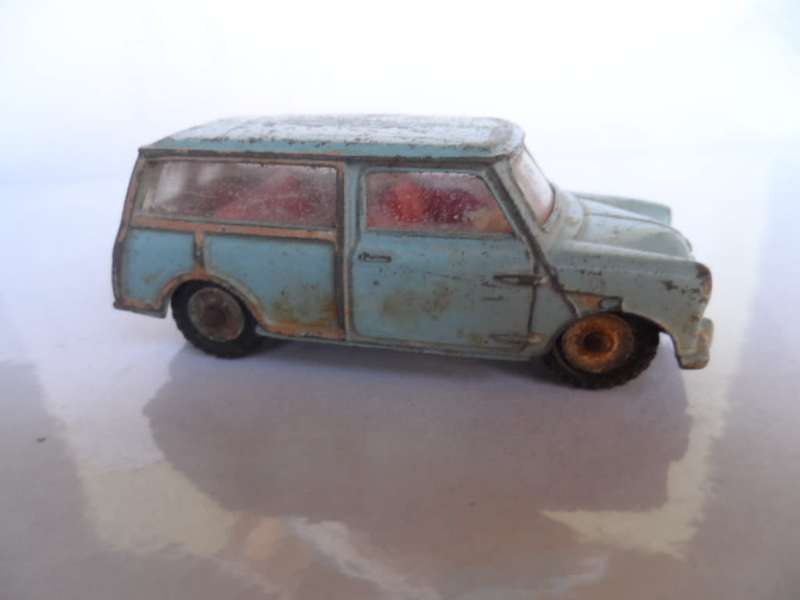 DINKY TOYS 199 - AUSTIN 7 COUNTRYMAN  , meccano england  [m22]