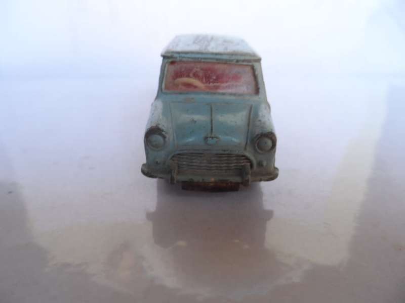 DINKY TOYS 199 - AUSTIN 7 COUNTRYMAN  , meccano england  [m22]