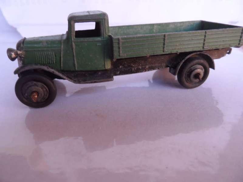 vintage dinky 25a open sided truck circa late 1940s , complete [m22]