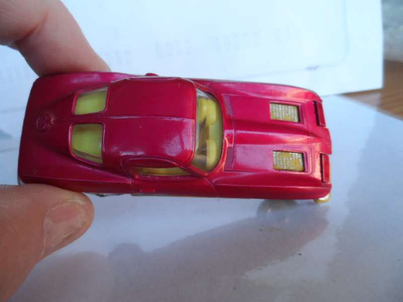 CORGI TOYS CHEVROLET CORVETTE STING RAY #310 ROSE  c1963  [m22]