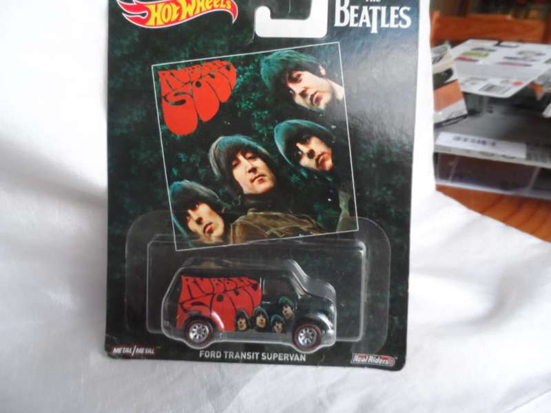 Hot Wheels The Beatles Ford Transit Supervan Real Riders A14 [m51]