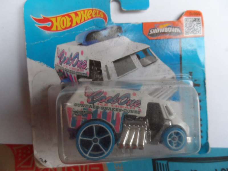 2015 Hot Wheels HW City Cool-One #3 White  [m52]