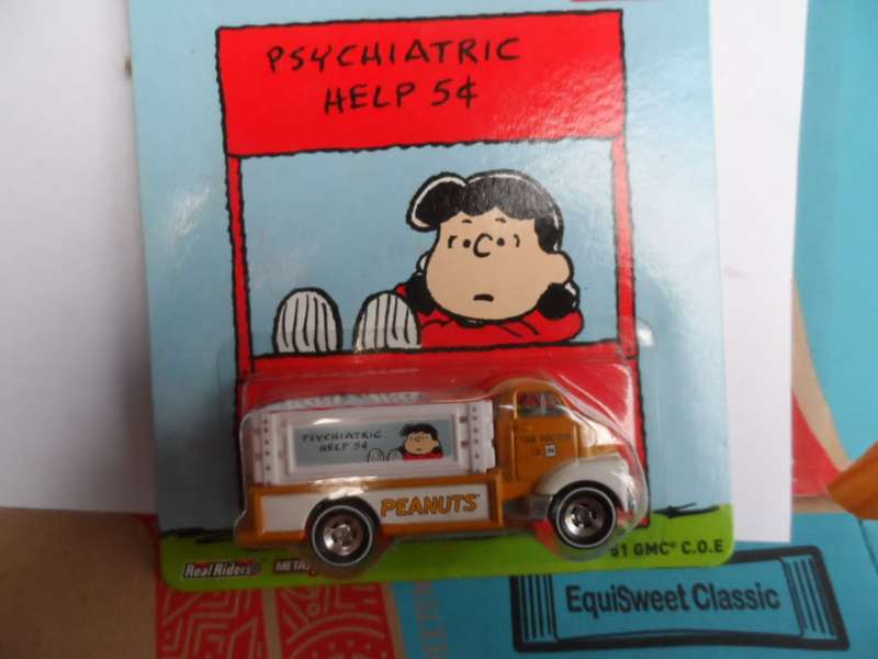 Hot Wheels PEANUTS `51 GMC C.O.E. peanuts [m56]