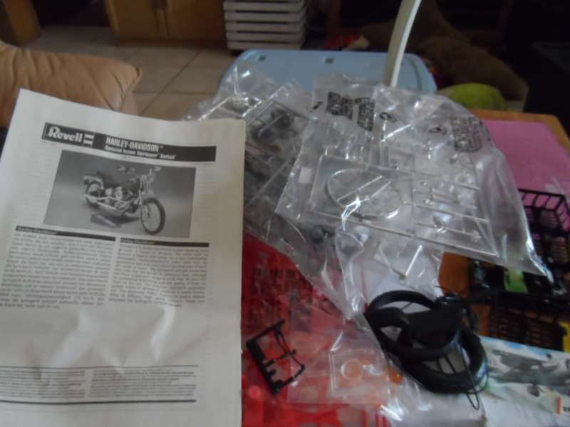 1999 Revell Harley-Davidson Special Issue Springer Softail Motorcycle Kit- unbuilt, sealed packets