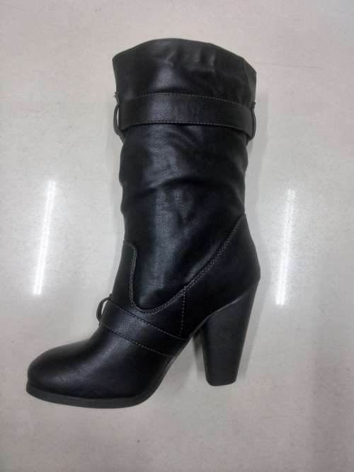 **  WINTER SALE ** COMFORTABLE THICK HEEL BOOTS*