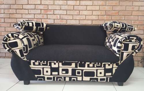 Chelsea 2 Seater Couch / Sofa - With 2 Free Cushions