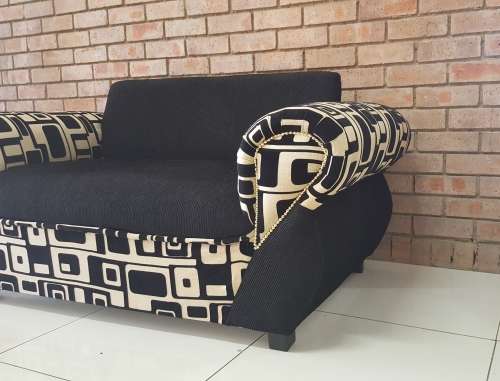 Chelsea 2 Seater Couch / Sofa - With 2 Free Cushions