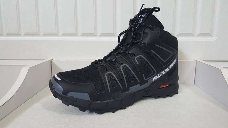 Ucan High Cut Running Sneakers - 2018 Stock - Last Pairs