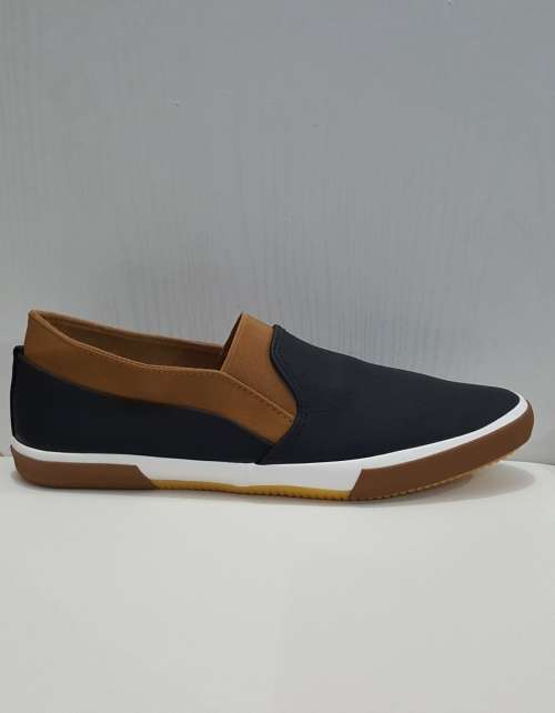Comfort Men's Classic Slip On Sneakers