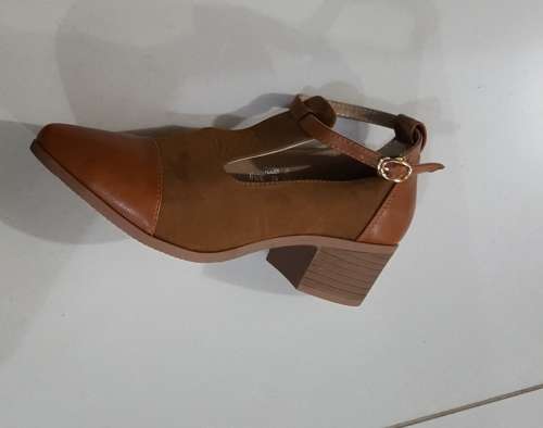 Honeymoon Oxford Style Shoes