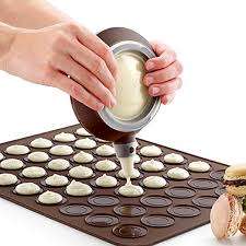 SILICONE MACARONS DECORATION SET