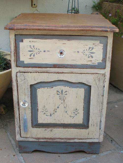 Vintage painted wood French distressed bedside cabinet pedestal crystal handles