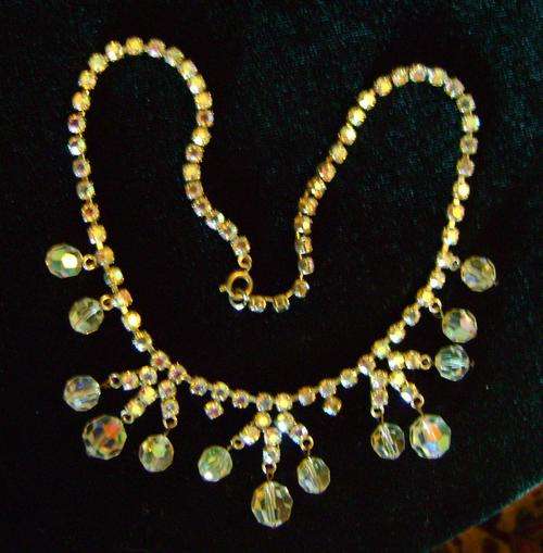 Vintage crystal aurora borealis sparkle necklace from the 1950's