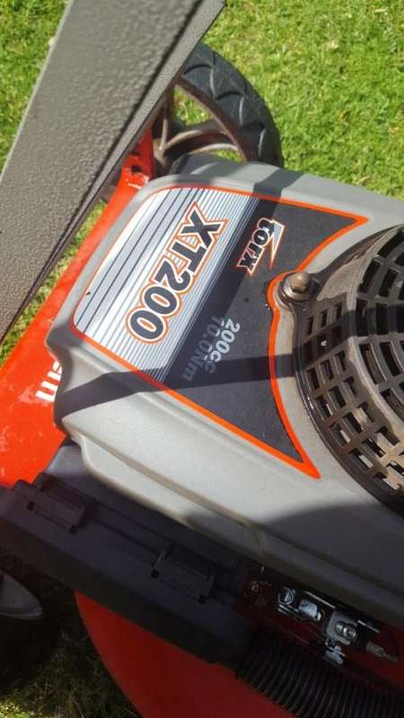 Sprinkaan commercial lawnmower