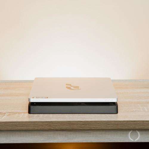 PS4 Slim 1TB GT Edition (Limited Edition)