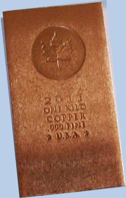 ***FIRST ON BOB*** 2011 One Kilo Copper .999 Fine ****MAPLE DESIGN****