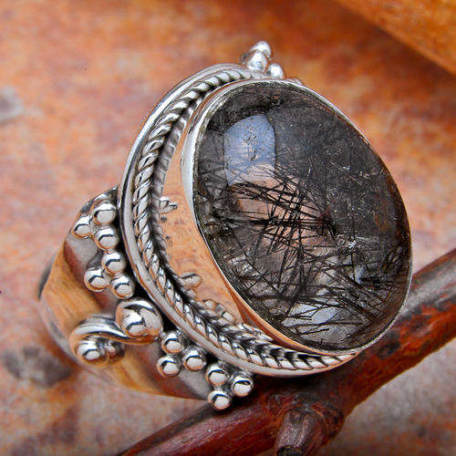 BEAUTIFUL GENUINE TOURMALANATED QUARTZ IN SOLID 925 STERLING SILVER. SIZE 7.5