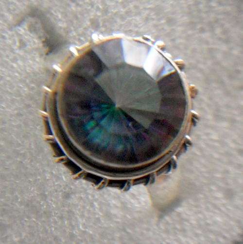 SOLID 925 STERLING SILVER RING WITH MYSTIC TOPAZ. SIZE 6 1/2. M