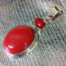 STUNNING CORAL PENDANT IN 925 STERLING SILVER PENDANT + free silver chain