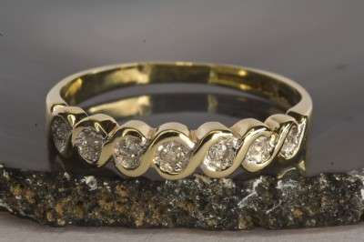 DAINTY 9CT GOLD & 0.06 CARAT 7 DIAMOND HALF ETERNITY RING RING. SIZE 5.5 . LONDON U.K HALLMARKED.