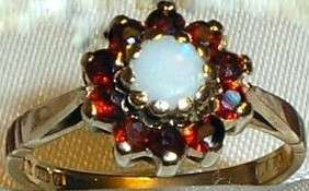 Beautiful! SOLID 9ct GOLD VINTAGE STYLE RING WITH REAL OPAL & GARNETS. BRITISH HALLMARKS SIZE 5 1/2