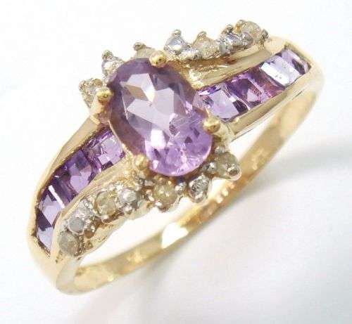 GORGEOUS! SOLID 9CT GOLD RING WITH GENUINE AMETHYSTS & DIAMONDS SIZE 7 / N.