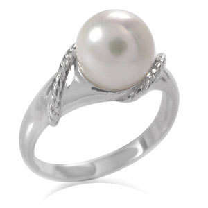 EXQUISITE 9mm. WHITE FRESHWATER PEARL RING IN SOLID 925 STERLING SILVER. SIZE 9