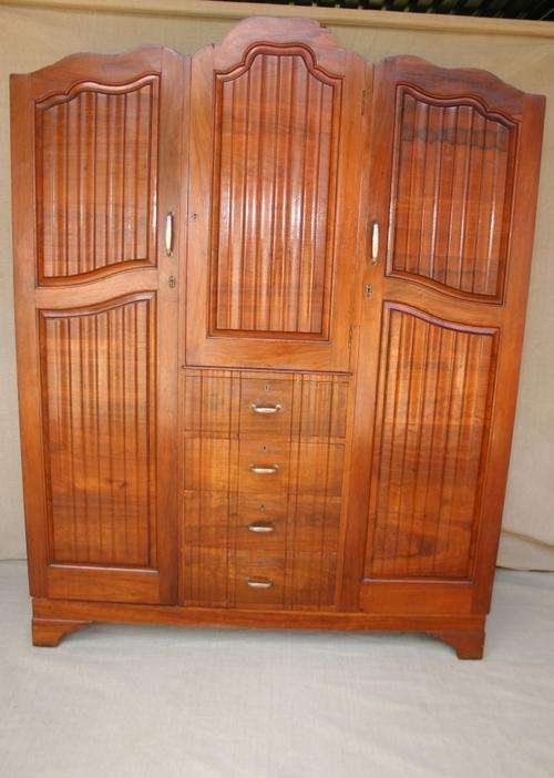 Kiaat 3 door family wardrobe - 153cm x 52cm x 190cm high