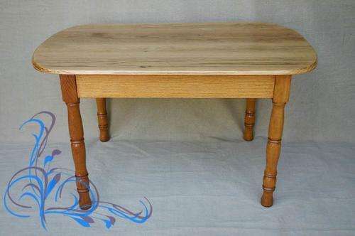 ** Oak kitchen table - 137cm x 84cm x 76cm high (Winter Special)**