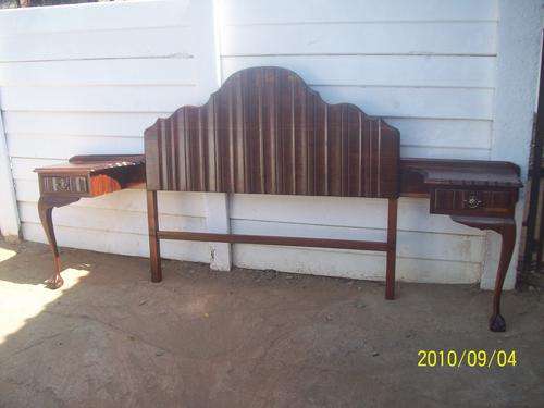 Ball & claw kiaat headboard, dubble or queen size.