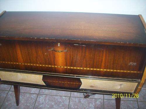 PILOT RADIOGRAM, RECORTPLYER AND RADIO IN WORKING CONDITION,