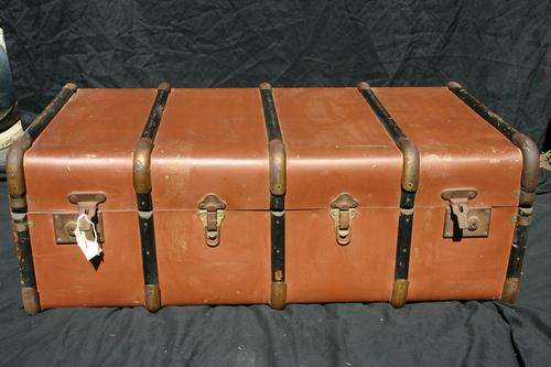 Old suitcase 91 cm x48 cm x 34 cm High