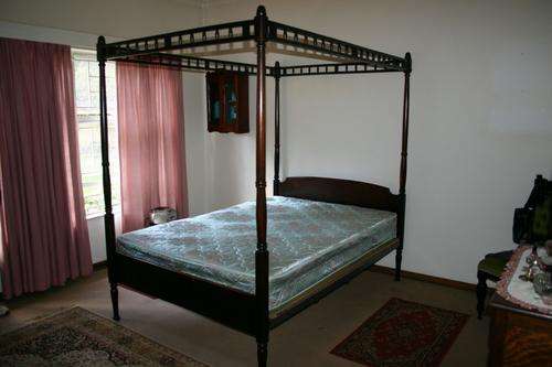 Kiaat dubble 4 poster bed
