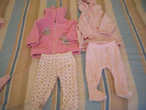 Lot of baby girl clothes - 0-3 months