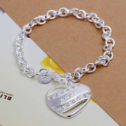 925 Sterling silver plated heart charm bracelet with Guess wording - A beautiful gift