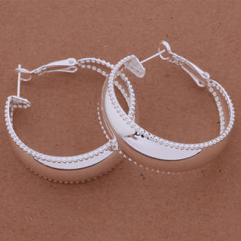 925 Sterling silver plated hoop earrings with detail around the edges - Light weight a must have