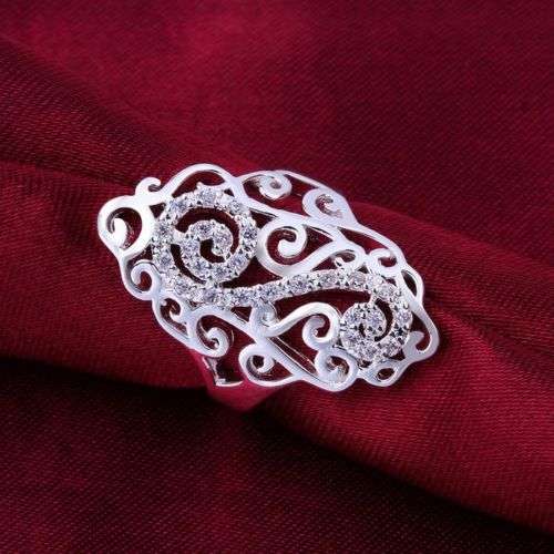*New* 925 Sterling silver plated classic filligree style ring with beautiful crystal inlay - 8/Q