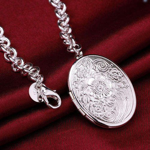 925 Sterling silver plated classic style photo locket charm bracelet..for that special photo