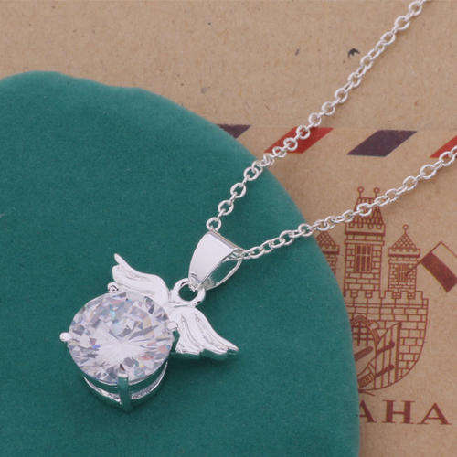 Beautiful 925 Sterling silver plated Angel wings cz pendant and necklace