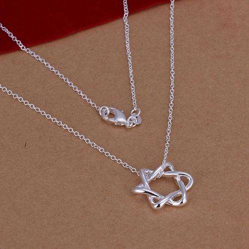 ***CRAZY LOW PRICE***Beautiful 925 Sterling silver plated star of David pendant and necklace