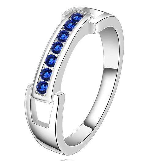 Petite 925 silver plated ring with Cr Sapphire inlay - 8/Q