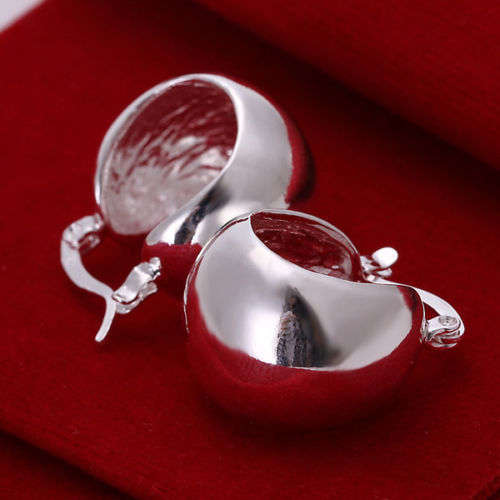 Beautiful small 925 Silver Plated Hoop Earrings - Nickle free / Anti-allergic