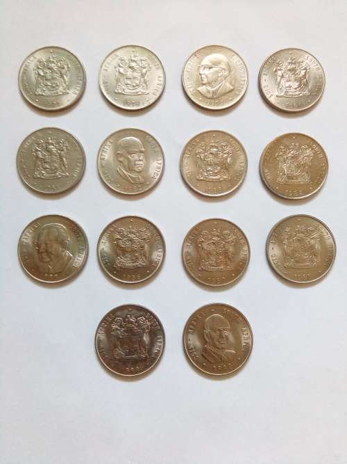 ***14 Stunning 1 Rand coins 1977-1990 - All in Excellent condition***