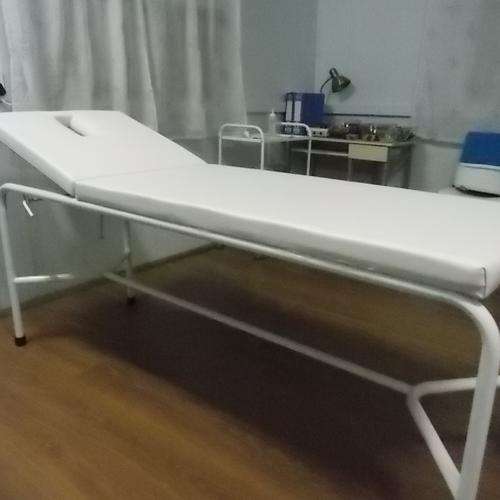 BASIC MASSAGE BED PLUS 2 COVERS