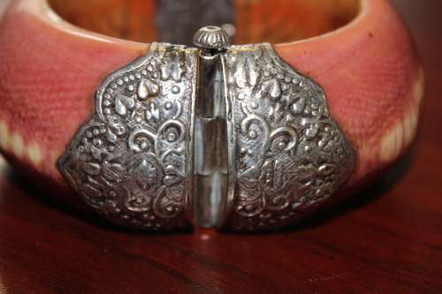 Antique Indian Ivory Cuff Bracelet, tooled Sterling Silver fittings with Buddha Motif circa 1800s