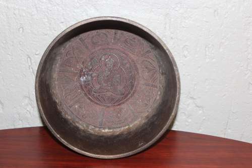Vintage Large Tibetan Hand etched solid metal Singing/meditation bowl 21cm by 11cm