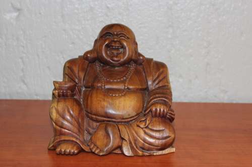 VINTAGE HANDCARVED HARDWOOD CHINESE BUDDHA 17CM TALL BY 18CM