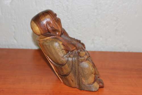 VINTAGE HANDCARVED HARDWOOD CHINESE BUDDHA 17CM TALL BY 18CM